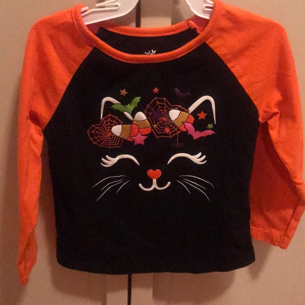 Girls’ New Halloween long sleeve tee.